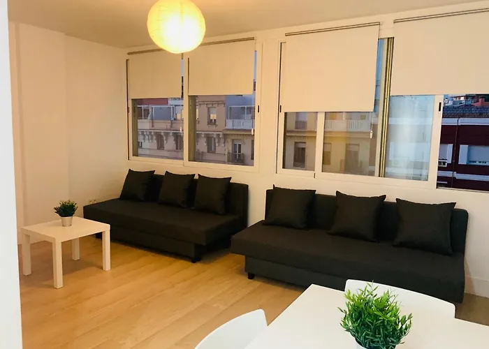 Pisos con Piscina Barrio Exclusivo-WizinkCenter alquiler temporada